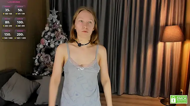 Cutie Ellis online show from July 26, 6:15 pm