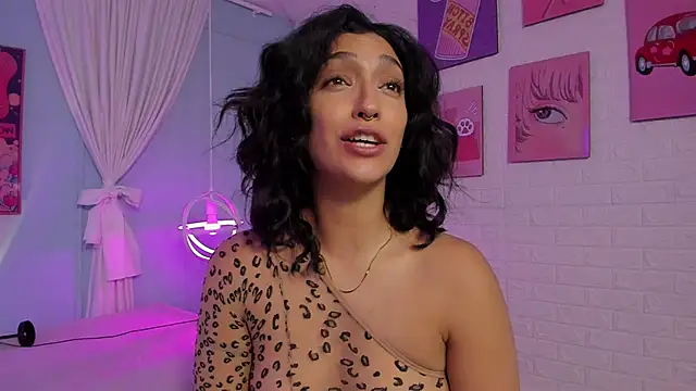 Cleo Foxx online show from March 31, 11:43 am