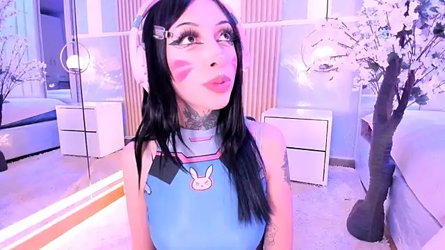 SalemBlackrose online show from February 13, 5:20 am