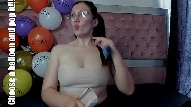 Sweett Dominik online show from February 5, 9:51 pm