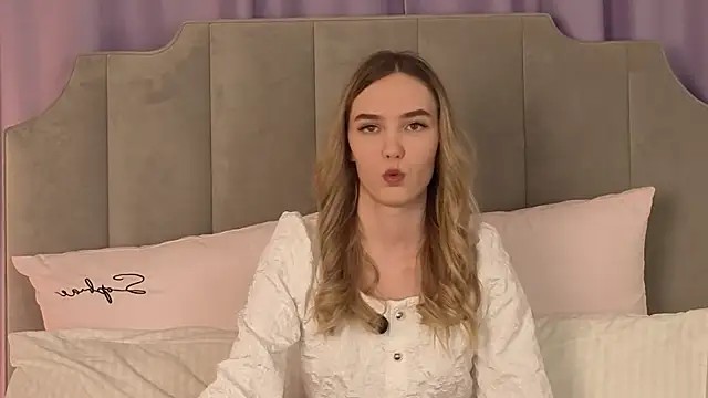 NikkiRyx online show from April 30, 8:57 pm