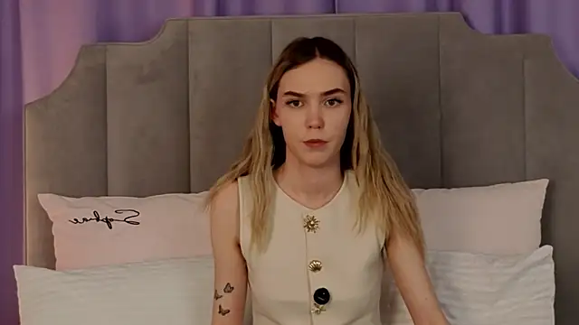 NikkiRyx online show from May 6, 8:13 pm