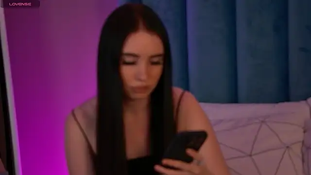 ArianaLim online show from May 14, 4:13 pm