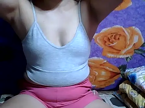 Sexy HotPussy4u online show from March 12, 12:35 am