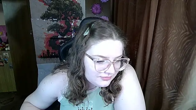 Teasing Dora online show from March 12, 12:30 pm