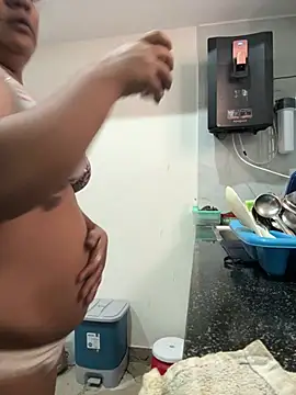 chubby couple456 online show from July 14, 6:07 am