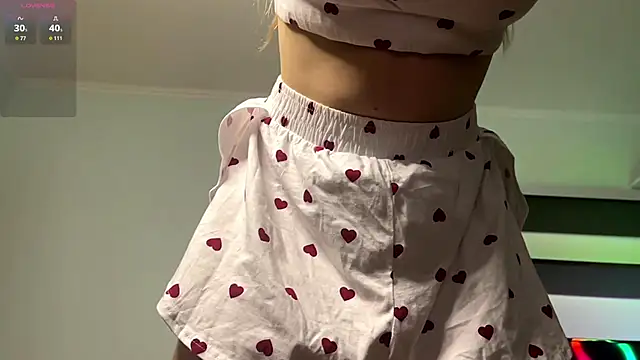 Velmiora online show from March 19, 4:22 pm