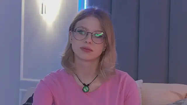 Ivy Allen online show from February 7, 6:23 pm