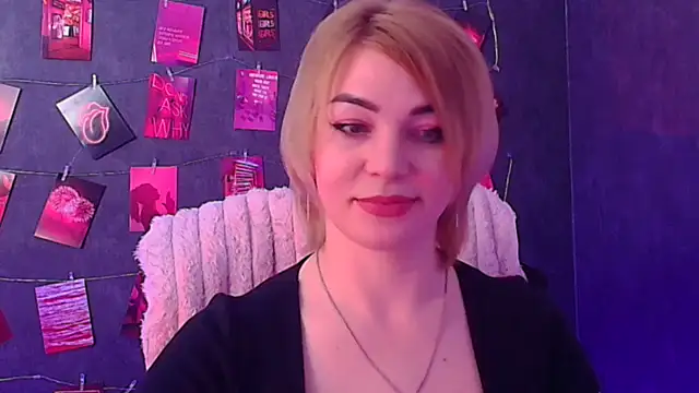 CuttieEmma online show from March 18, 12:32 pm