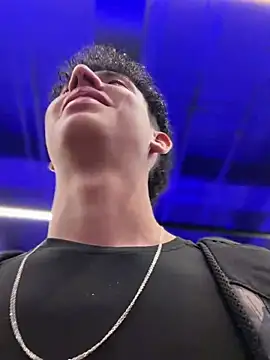 yoursexyjose online show from May 27, 9:12 pm