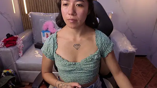 Lynn turner online show from February 17, 12:59 pm