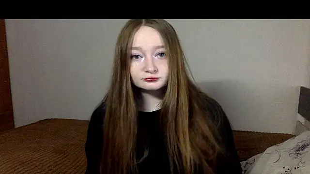 vikipinkk online show from February 16, 2:39 pm