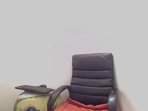 playfullpaulina online show from April 10, 2:12 pm