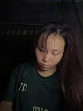 kekely online show from May 12, 2:57 pm