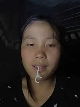 kekely online show from May 8, 3:26 pm