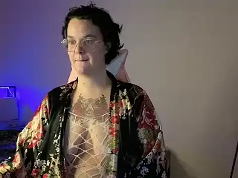 lunatigre4 online show from February 3, 10:01 pm