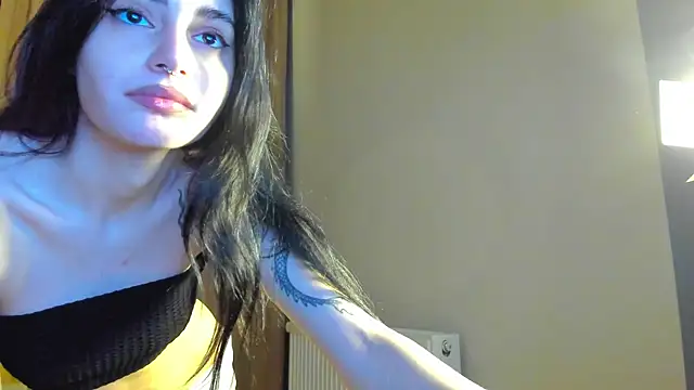 Lesyalisss online show from May 27, 11:35 pm