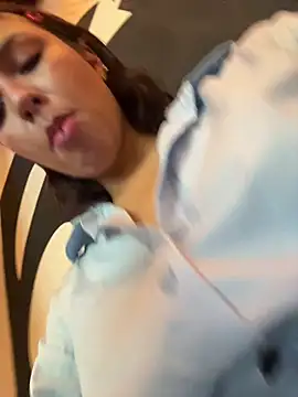 Kitty San xXx online show from June 22, 7:33 pm