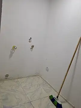 Cris18sexy online show from May 11, 11:56 am