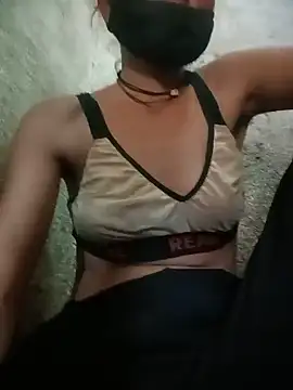 Sunali Bendre online show from June 18, 8:27 am