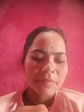 Sunali Bendre online show from July 26, 9:28 am