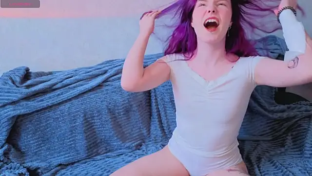 Julia Anis online show from March 24, 5:02 am