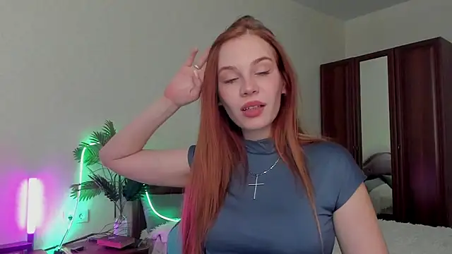 kelly love 222 online show from February 5, 7:44 am