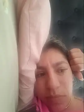 Ambar Cortes online show from February 9, 3:25 pm