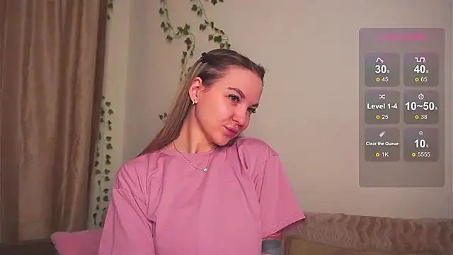 AricaPetties online show from February 5, 7:28 pm