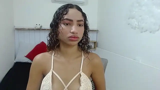 Mona Mistic online show from February 4, 12:19 pm