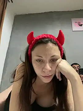 Snapshot of Foxy20withBear chatting on July 20, 9:48 pm Foxy20withBear online show from July 20, 9:48 pm