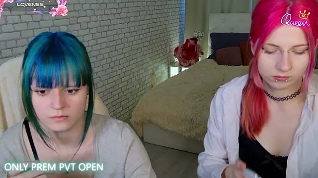 michelewild online show from March 27, 1:56 pm