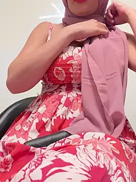 -pinkladyy- online show from June 5, 1:53 am