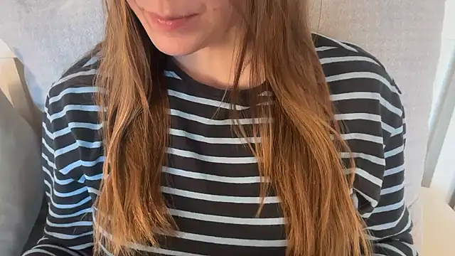 Lucyschickt online show from June 7, 6:26 pm