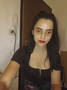 SoniaMoonnnnn online show from May 31, 8:43 pm