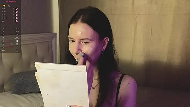 Glow hollow online show from February 25, 4:11 am