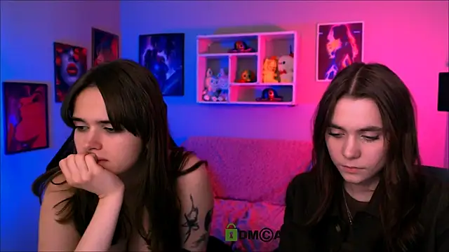 laurenmurrr online show from May 11, 4:04 pm