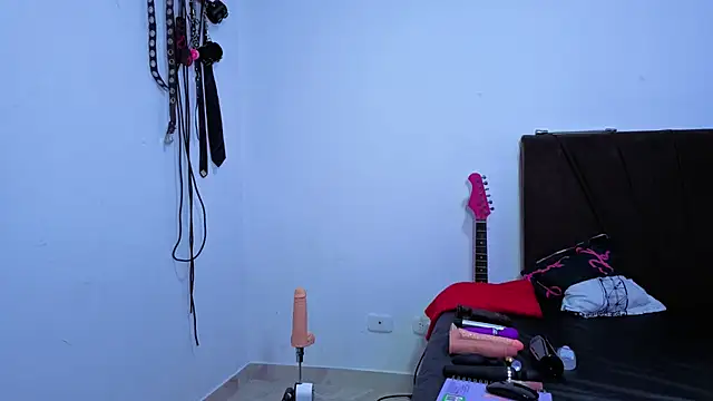 Iam kimh online show from February 26, 6:40 pm