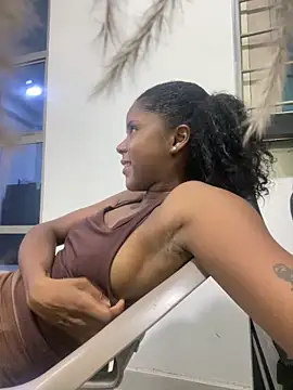 LIA PARKERR online show from May 23, 1:48 am
