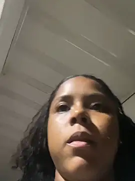 LIA PARKERR online show from February 9, 3:20 am