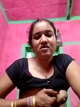 Gudid209896 online show from May 4, 9:18 pm