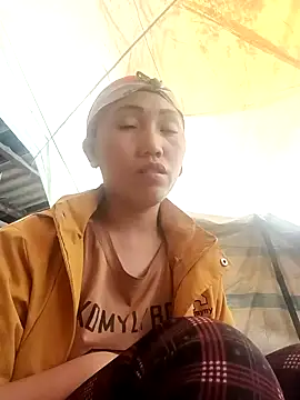 hot-luna- online show from March 14, 6:47 am