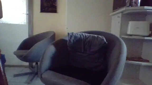 SzexiMacskaAnyuci online show from March 17, 9:13 am