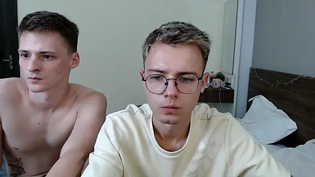 NikiKerryCum online show from March 21, 4:12 pm