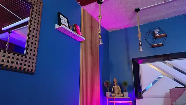 Ladyy brownn online show from April 18, 11:35 am