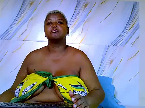 treasure hunny online show from February 4, 3:26 pm