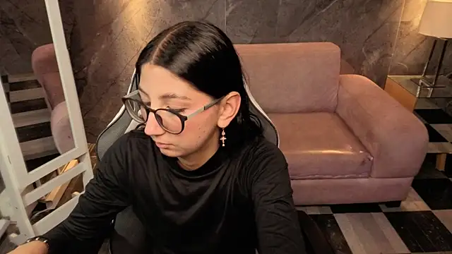 Sophie jones b online show from February 20, 12:39 pm