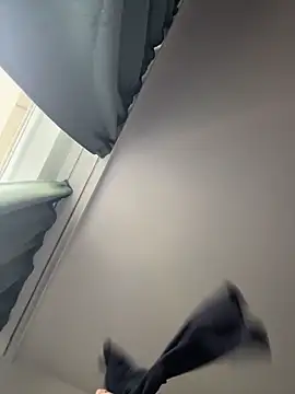 lovelyjinny online show from February 18, 9:52 am