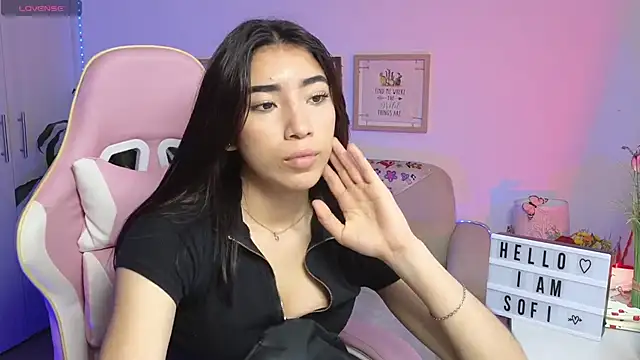 Sofiagomez777 online show from February 2, 1:54 pm