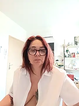 pulpeuse64 online show from March 11, 8:29 am